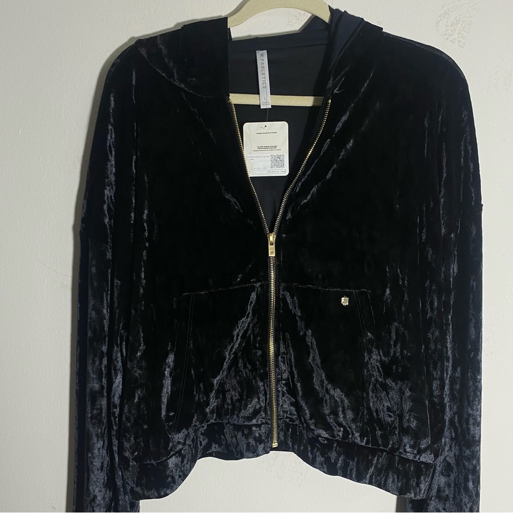 NWT⭐️ Fabletics Velour Zip Hoodie